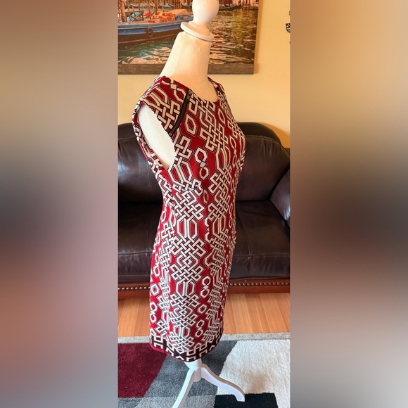 Karin Steven’s Women’s Dress Size 6 Red And White Geometric Pattern Sleeveless - Picture 5 of 16